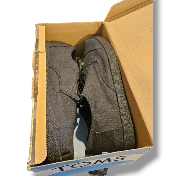 TOMS, MEN SIZE 10 - Picture 7 of 15